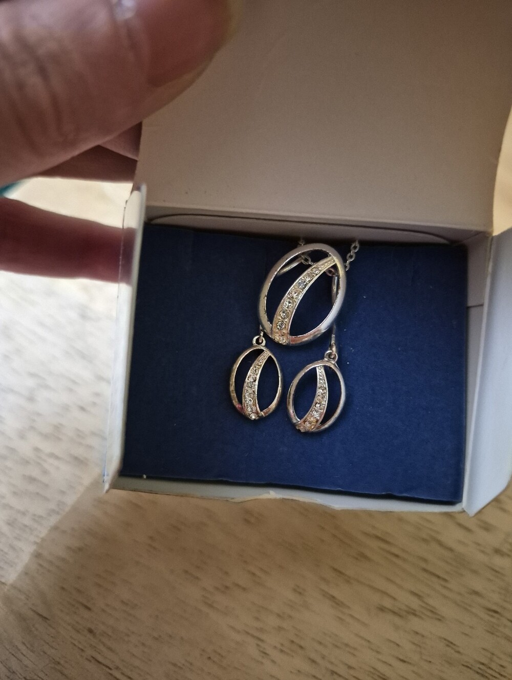 Avon Believe in Love Oval Necklace & Earrings